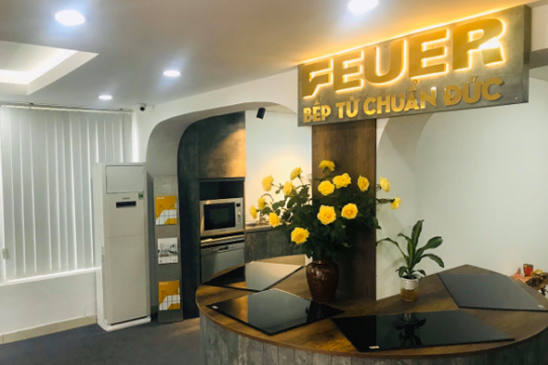 Bếp từ đôi của Đức